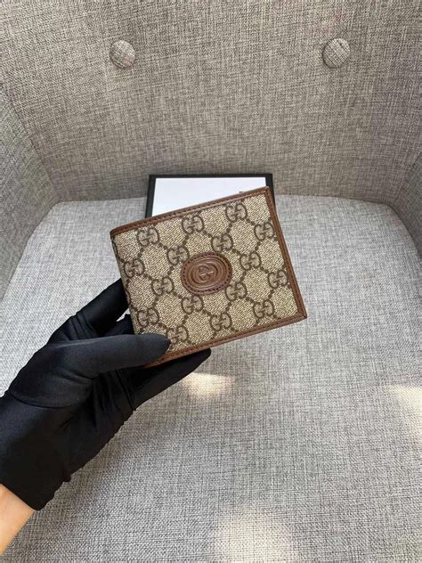 1 1 gucci wallet